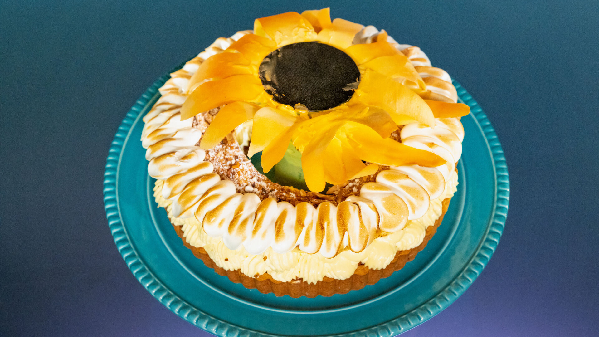 Spring Baking Championship S11E6 Out with the Old, In with the New