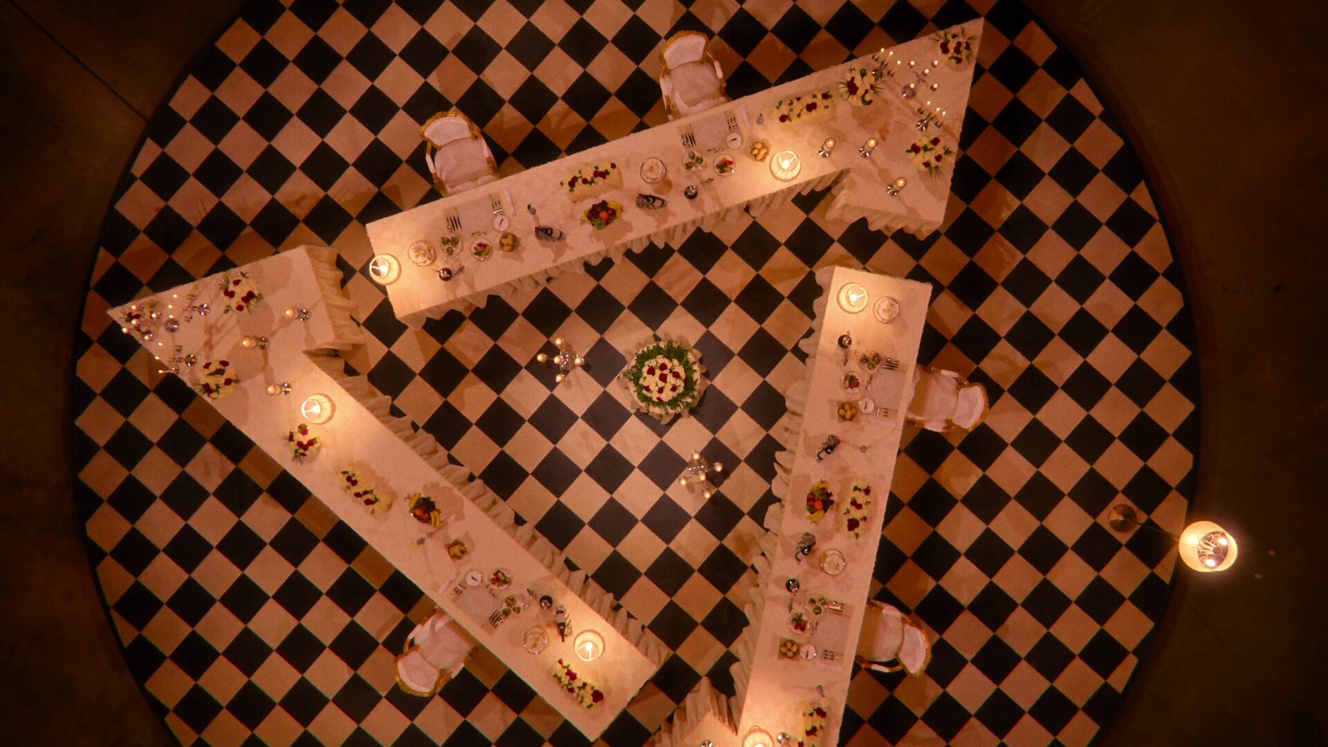 Squid Game: The Challenge S2E9 Red Light Green Light