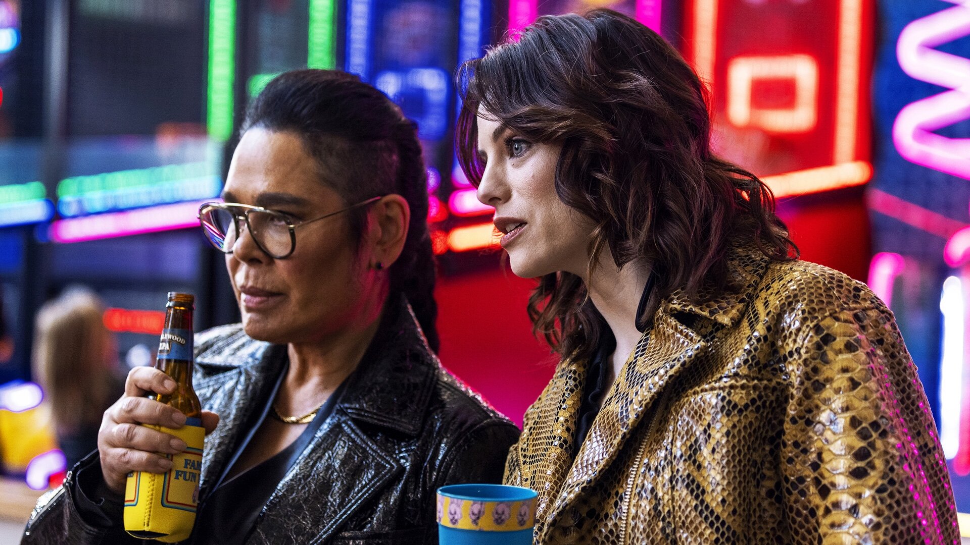 Sunny Nights S1E5 Dumbest Girl Alive