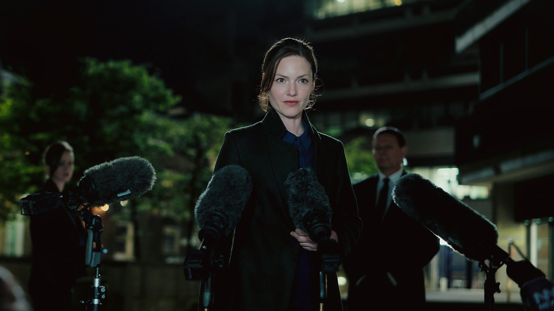 The Capture S3E1 Don't Look at the Camera