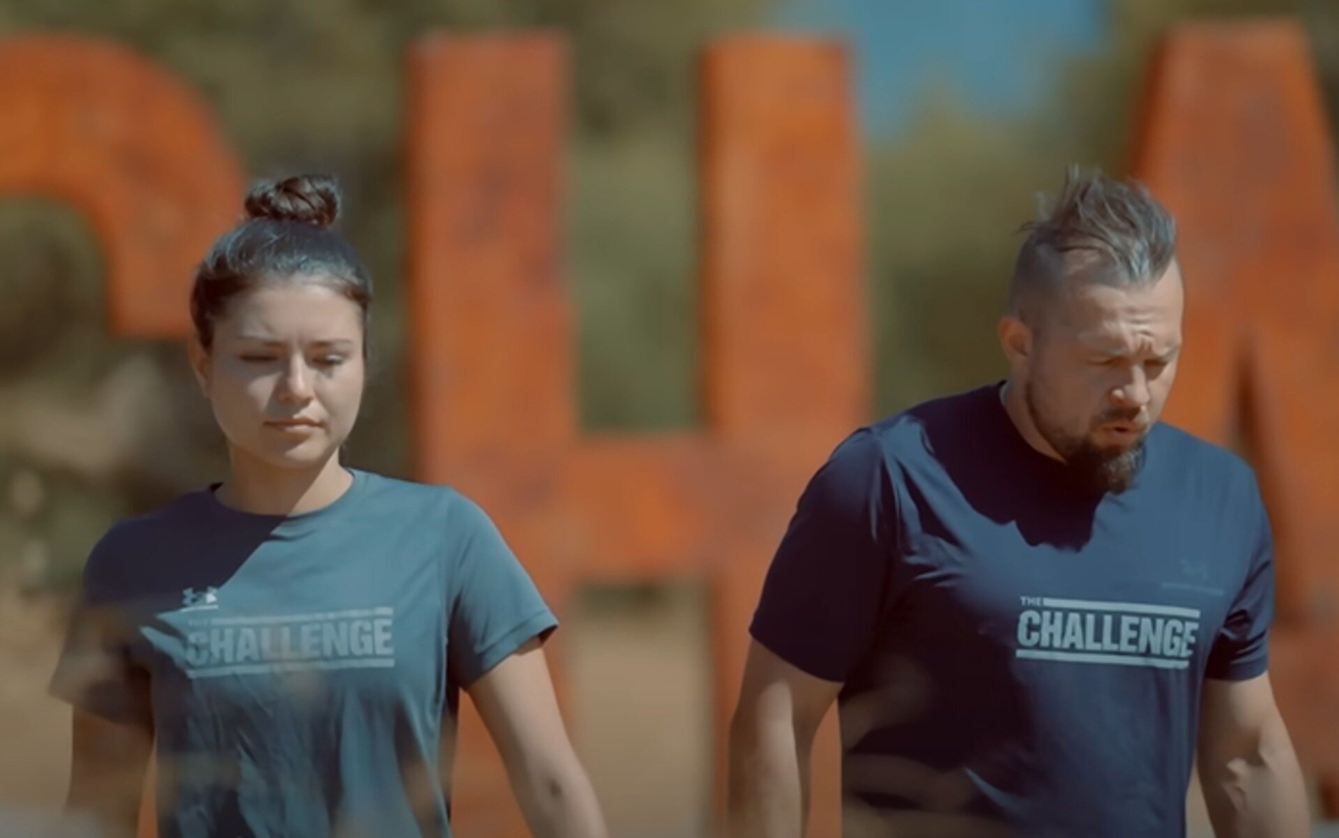 The Challenge S41E10 A War Brewing