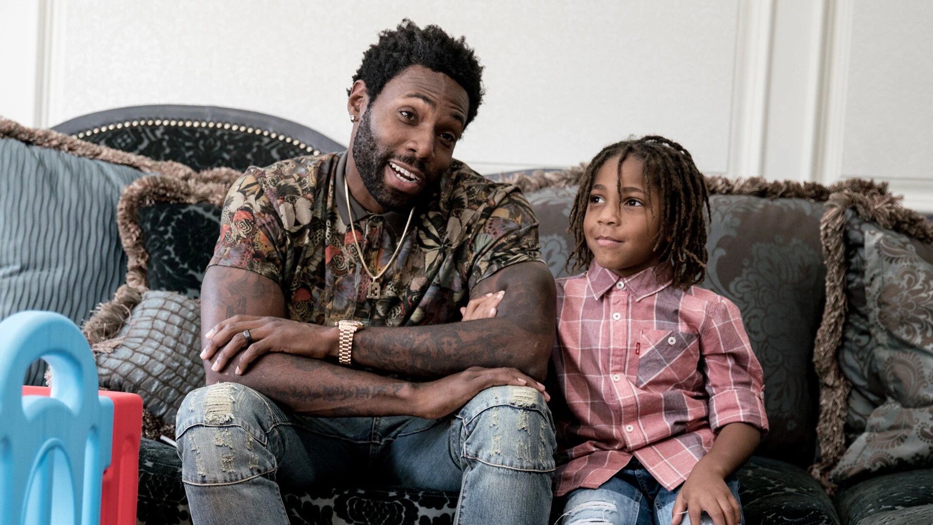 The Cromarties S1E4 Little Girl Boss