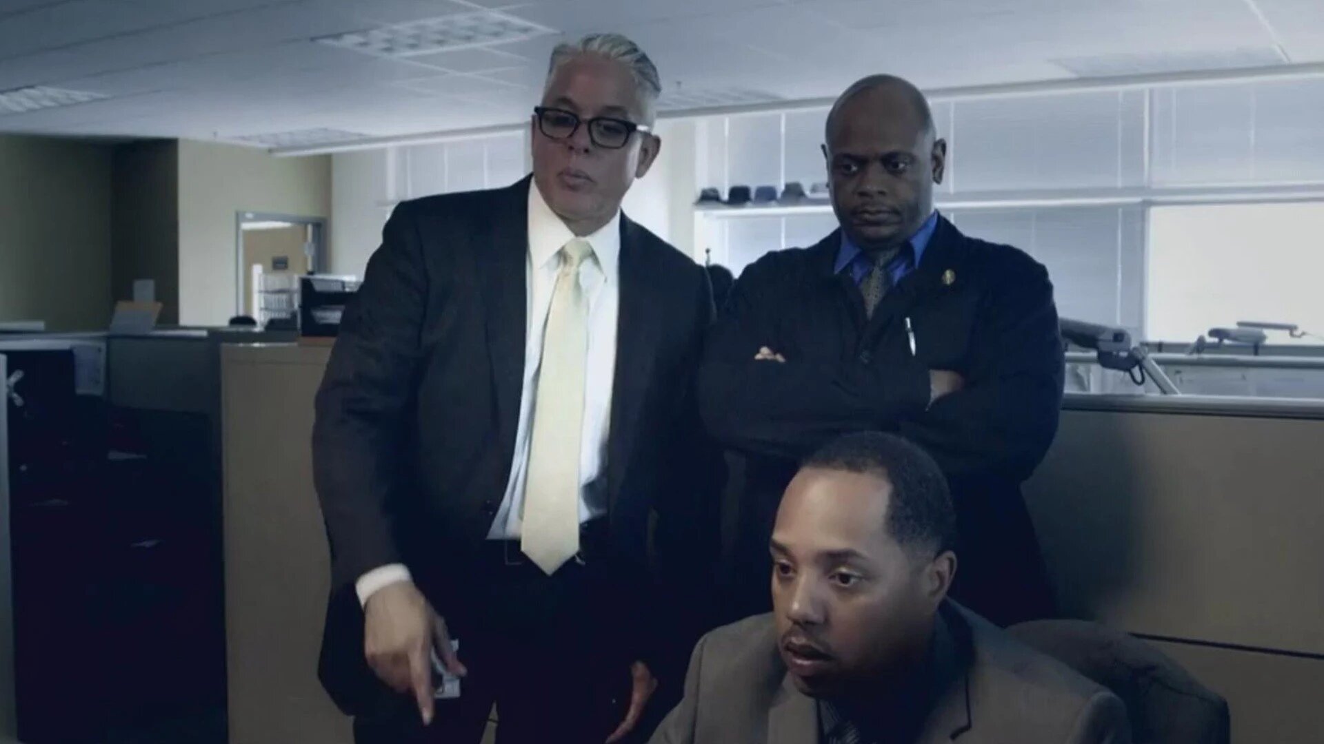 The First 48 S16E20 In the Line of Fire / Over the Edge