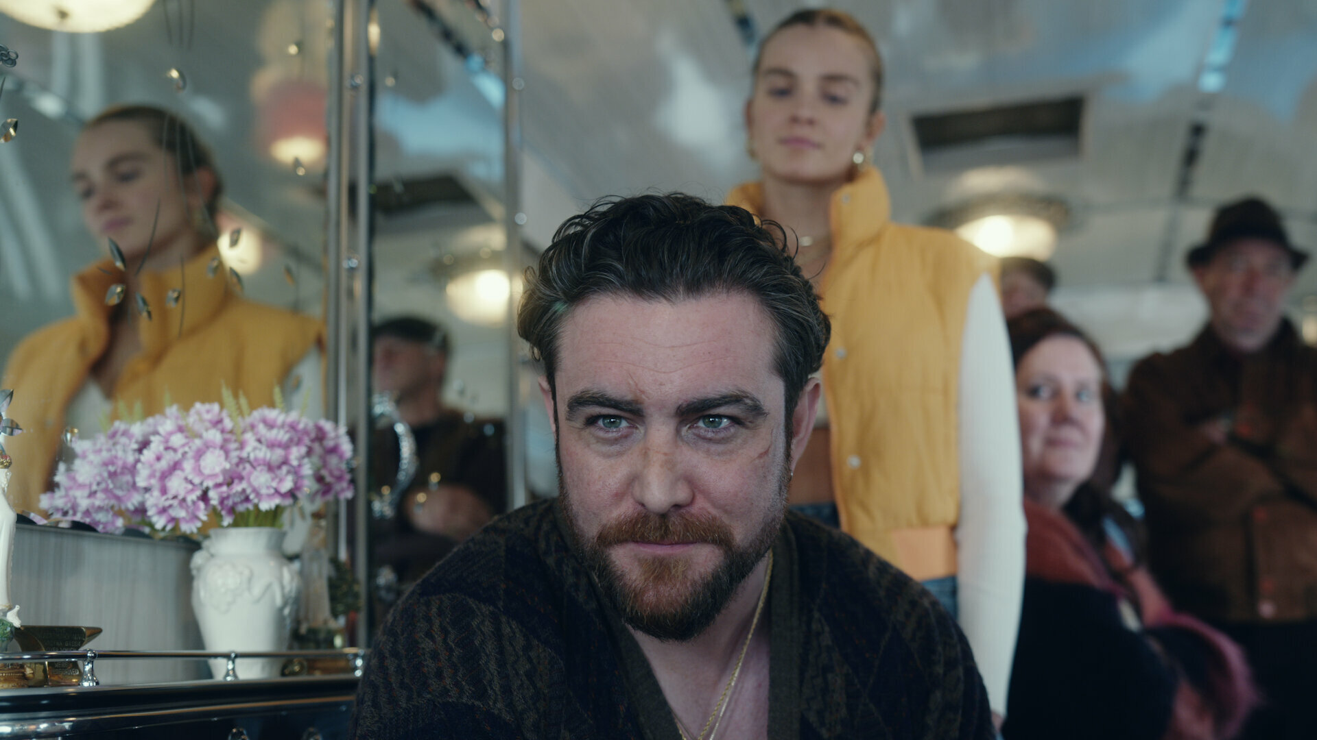 The Gentlemen S1E5 I've Hundreds of Cousins