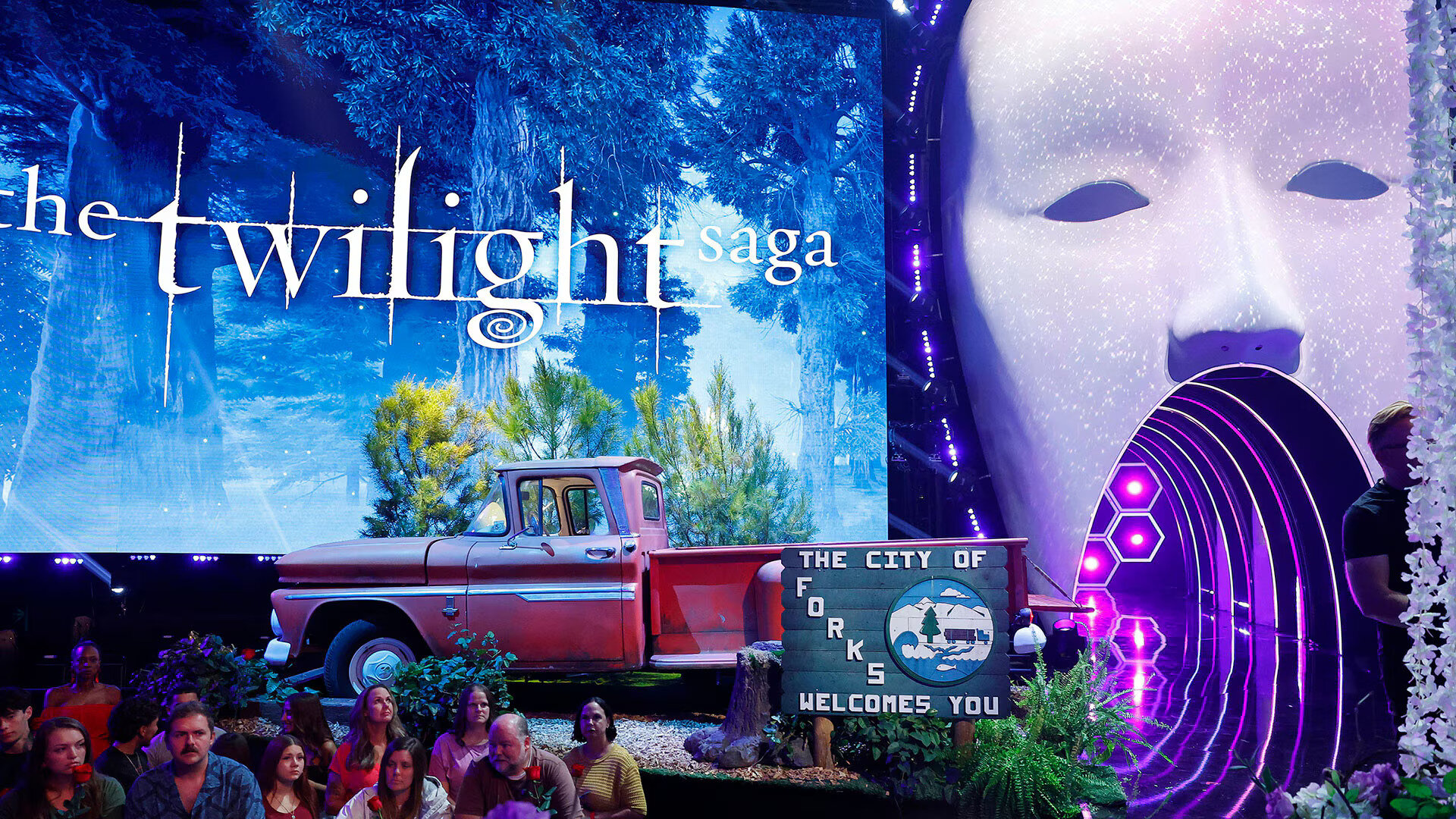 The Masked Singer S14E6 Twilight Night