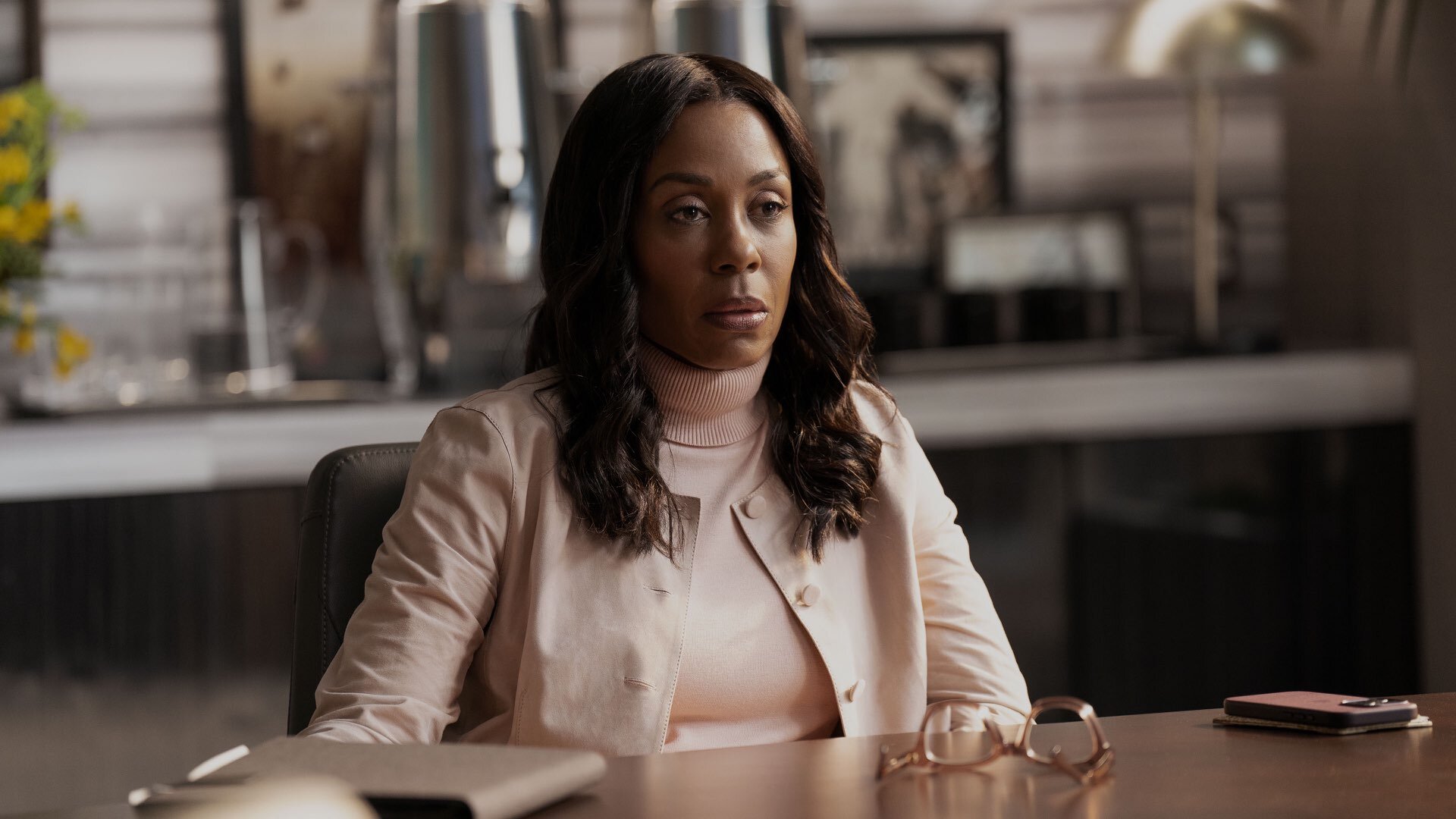 The Morning Show S4E3 Tipping Point