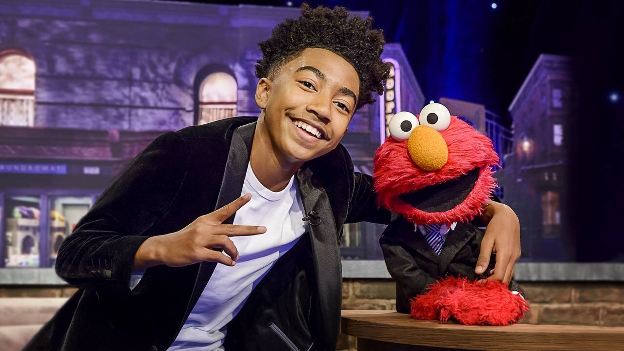 The Not Too Late Show with Elmo S1E6 Miles Brown / Joyous String Quartet