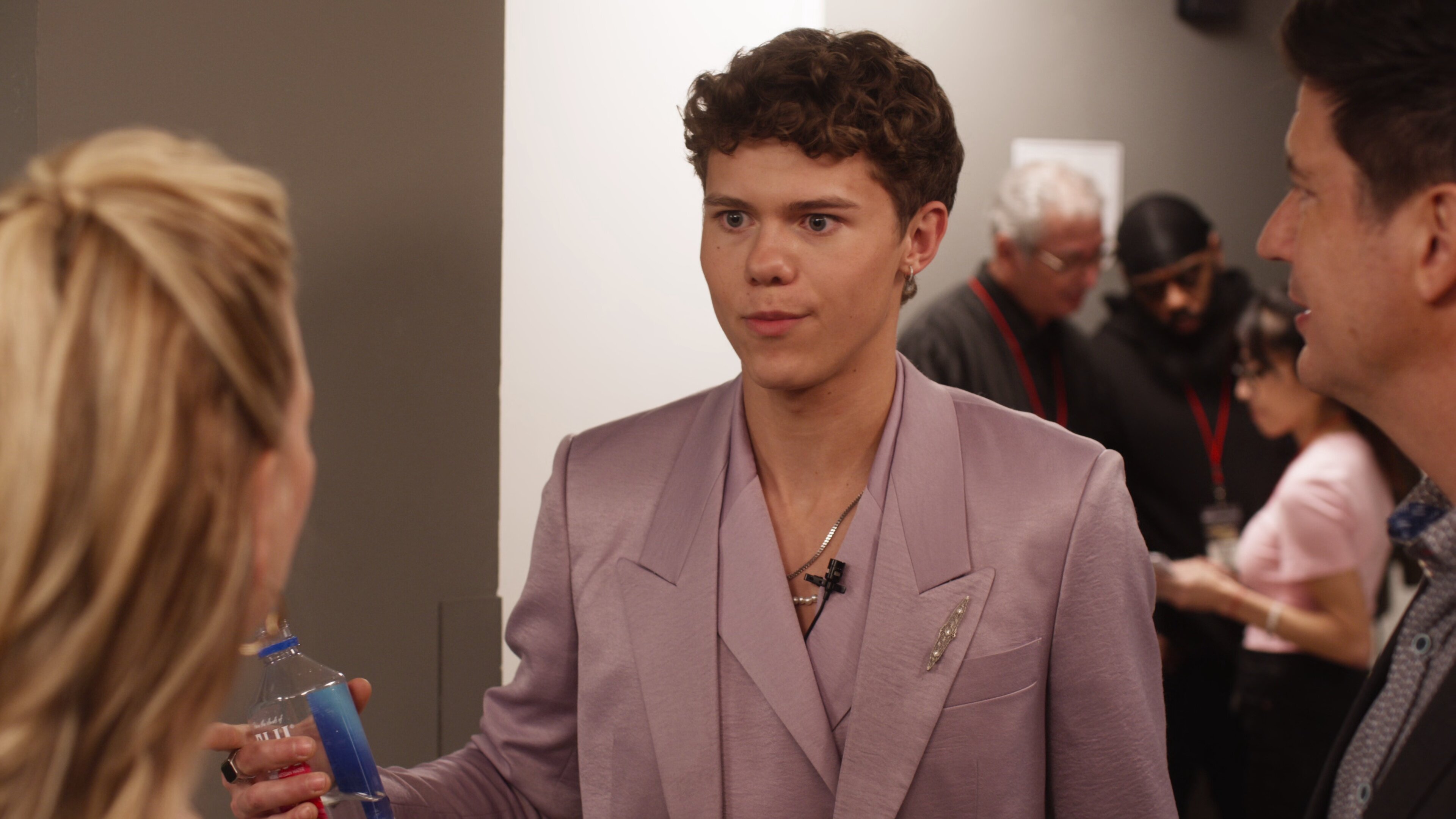 The Other Two S3E8 Brooke Hosts A Night Of Undeniable Good