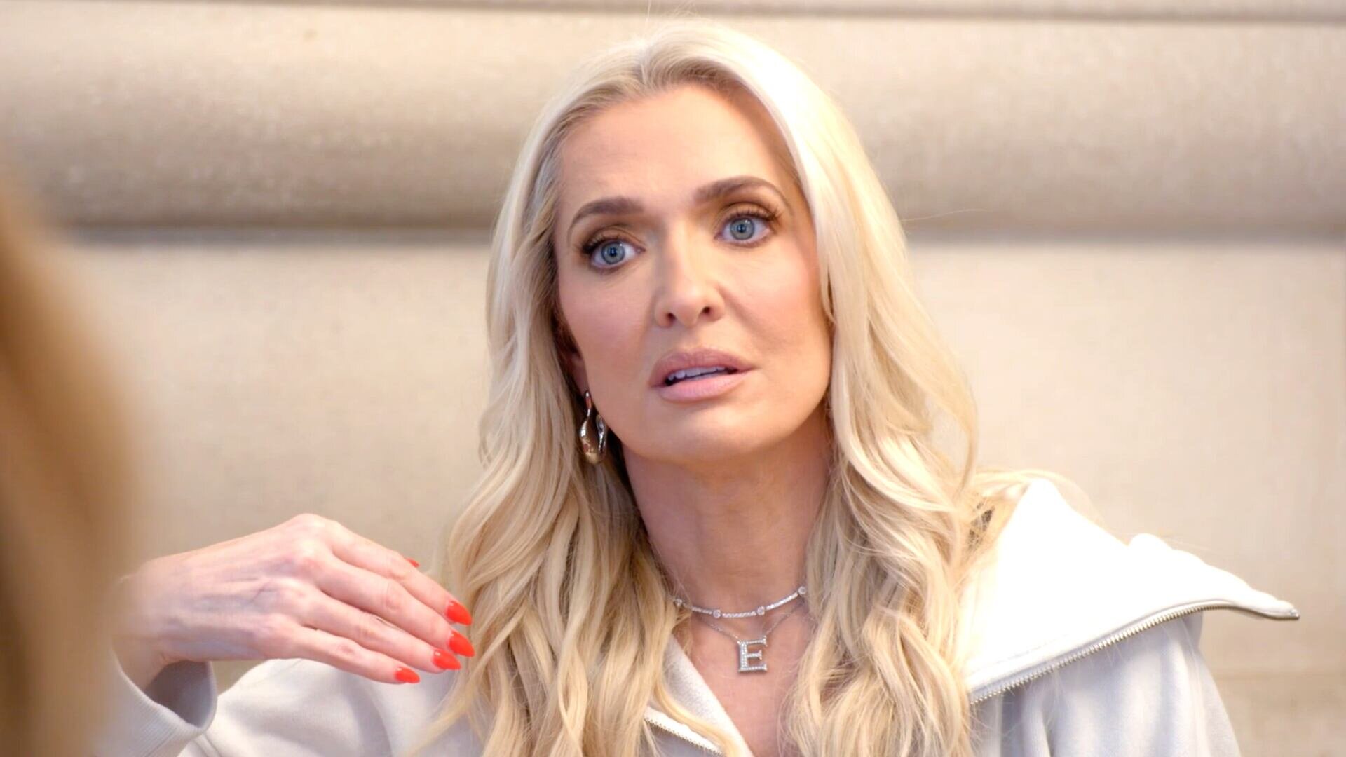 The Real Housewives of Beverly Hills S14E15 Trouble in Paradise