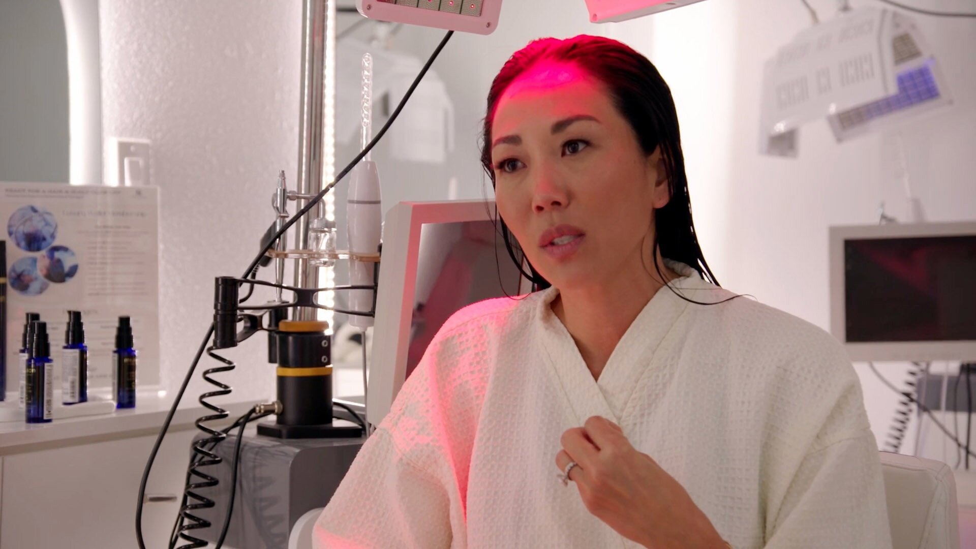 The Real Housewives of Orange County S19E3 Knee Deep in Lies