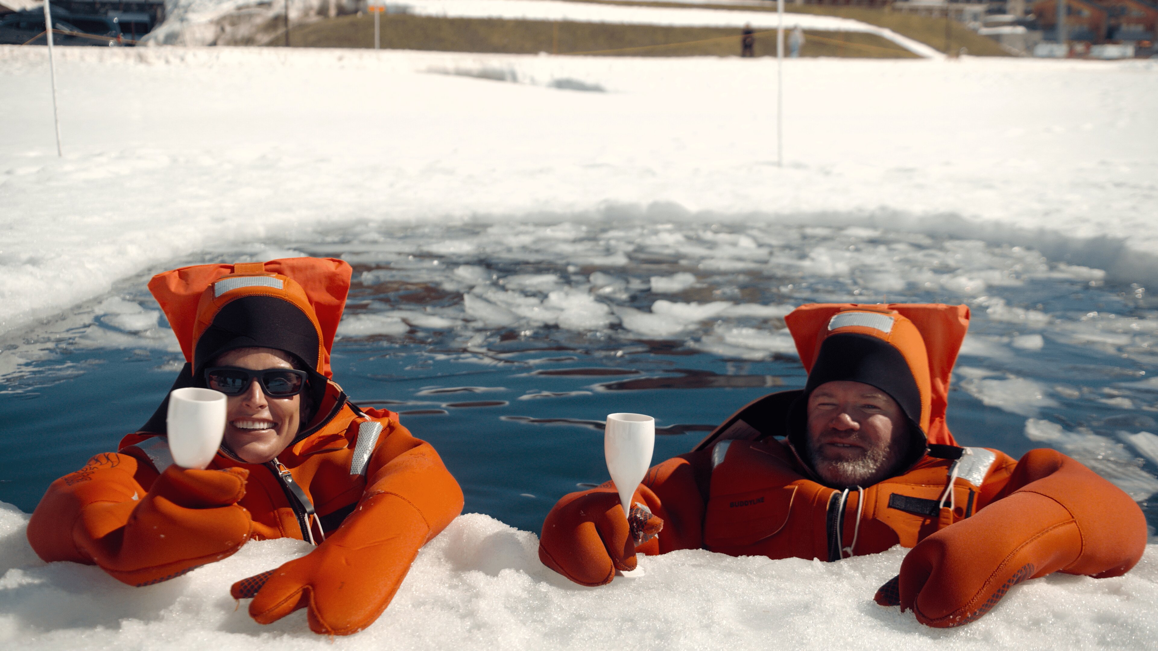 The Real Rooneys S1E10 The Real Rooneys Skiing (Extra Episode)
