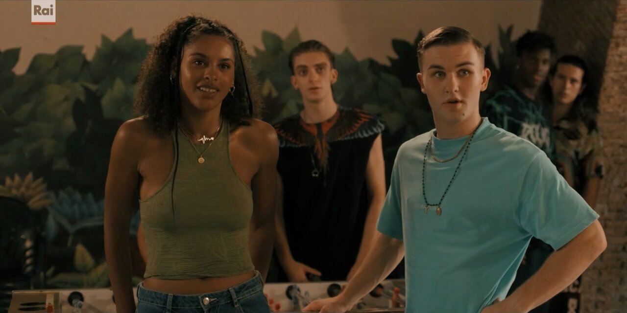 The Sea Beyond S4E12 Il regalo