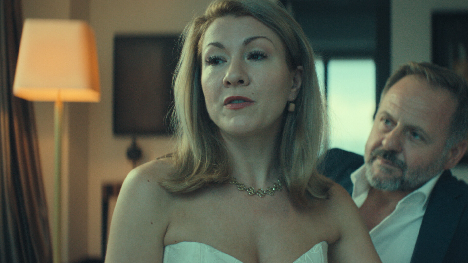 Unfamiliar S1E2 Die Wahrheit danach