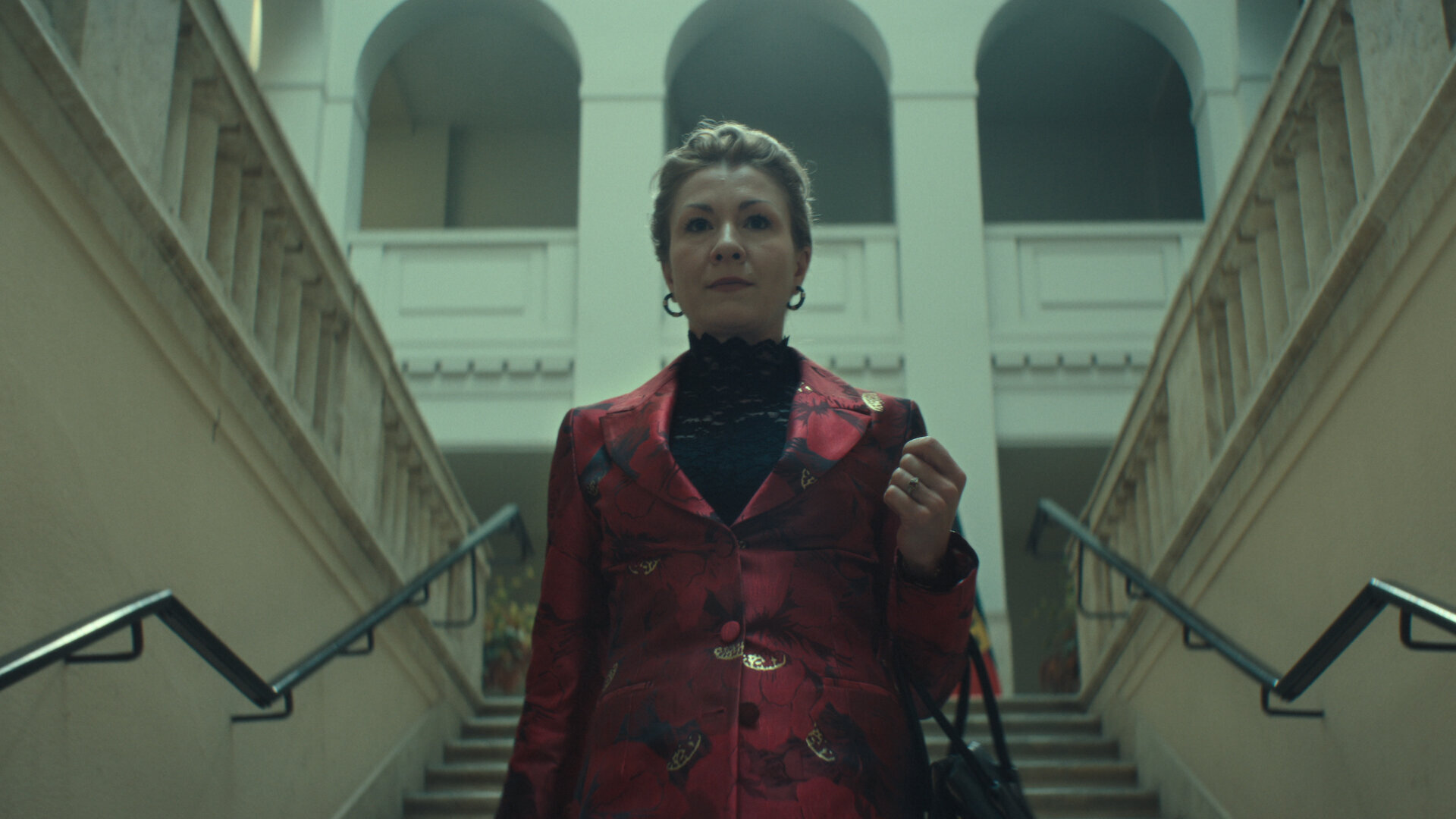 Unfamiliar S1E6 Noch am Leben