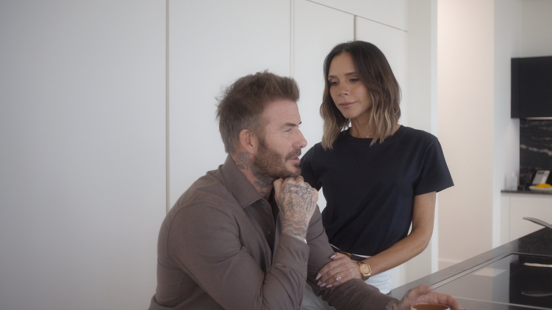 Victoria Beckham S1E1 Who Does She Think She Is?
