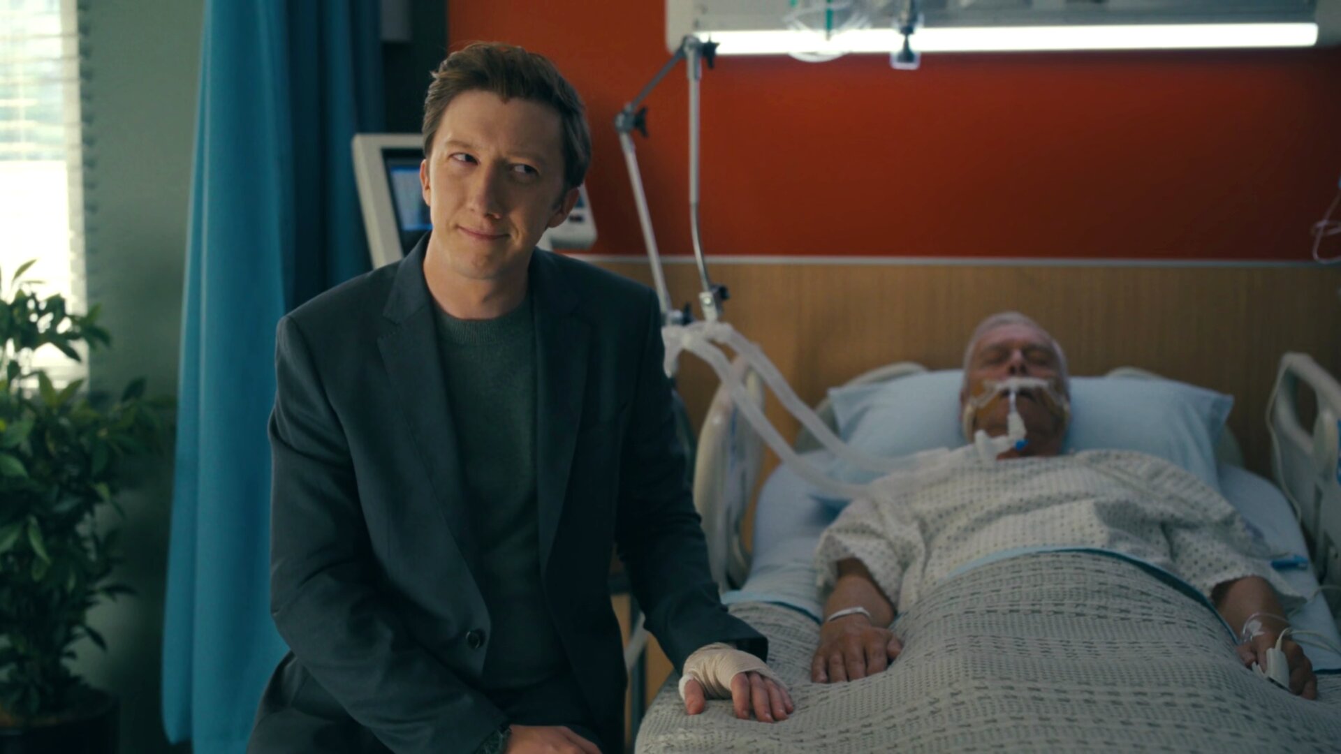 Watson S1E10 The Man with the Alien Hand