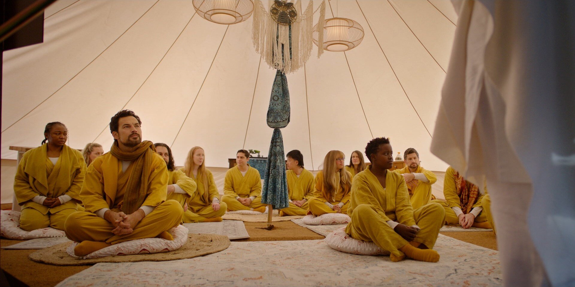 Wild Cards S3E7 Yurt So Vain